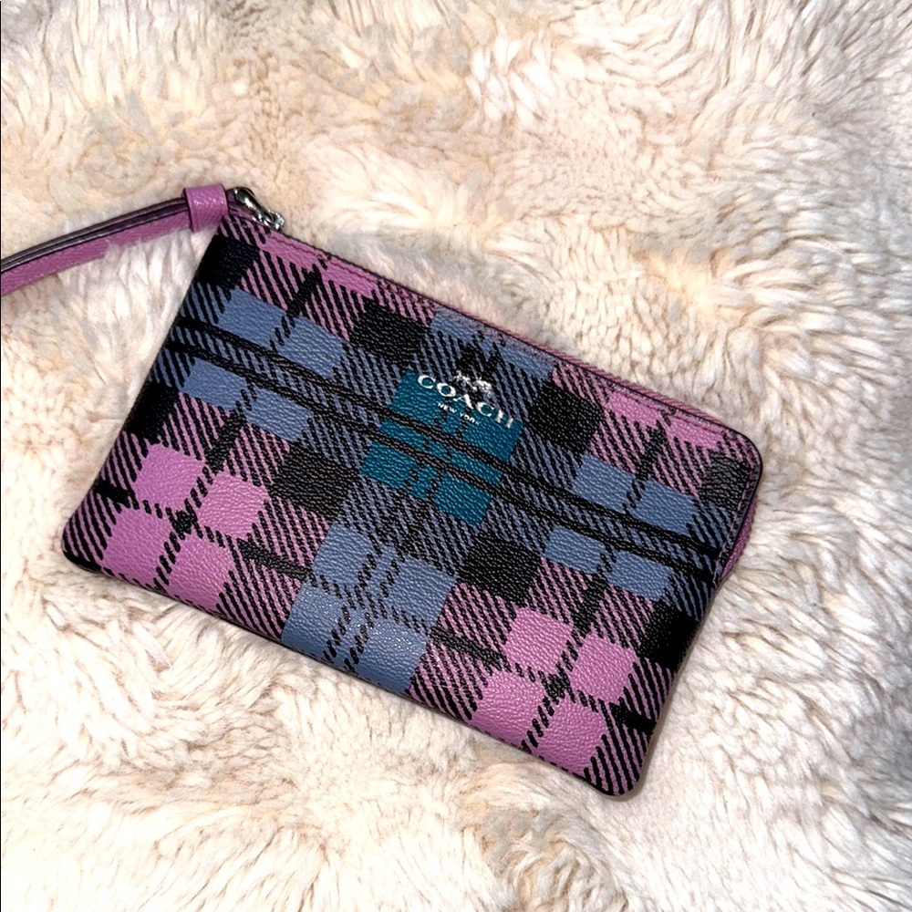 COACH PLAID WRISTLET